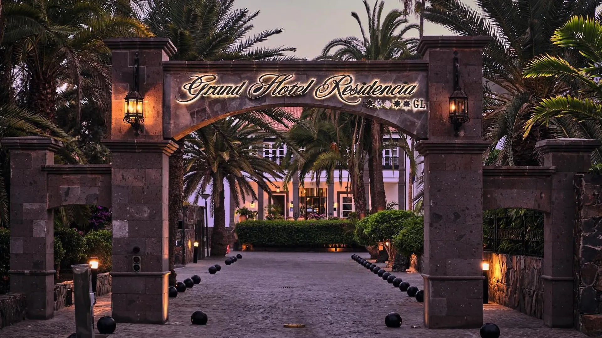 מספאלומס Seaside Grand Hotel Residencia - Gran Lujo